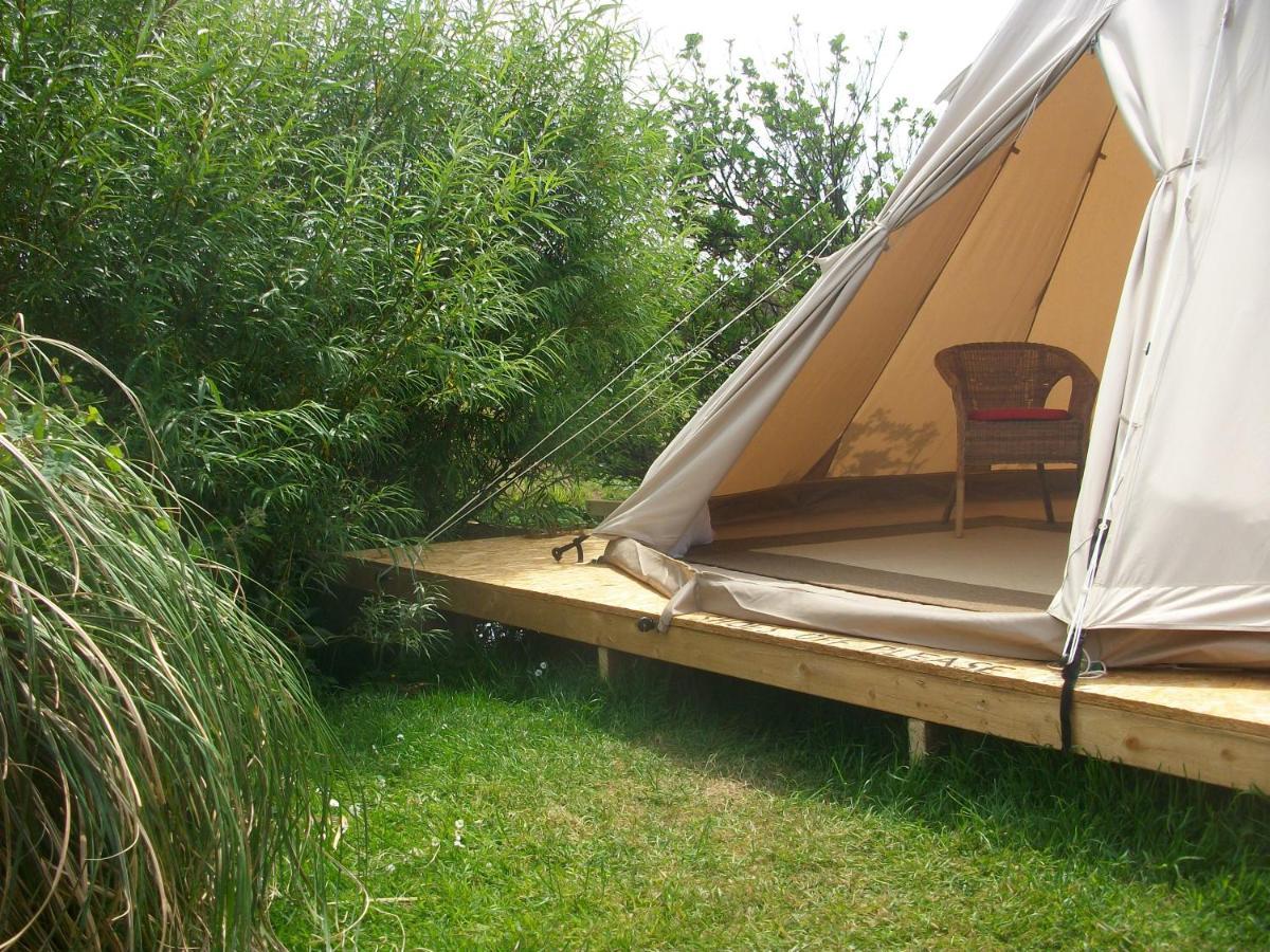 Aille River Tourist Hostel Glamping Doolin Eksteriør billede