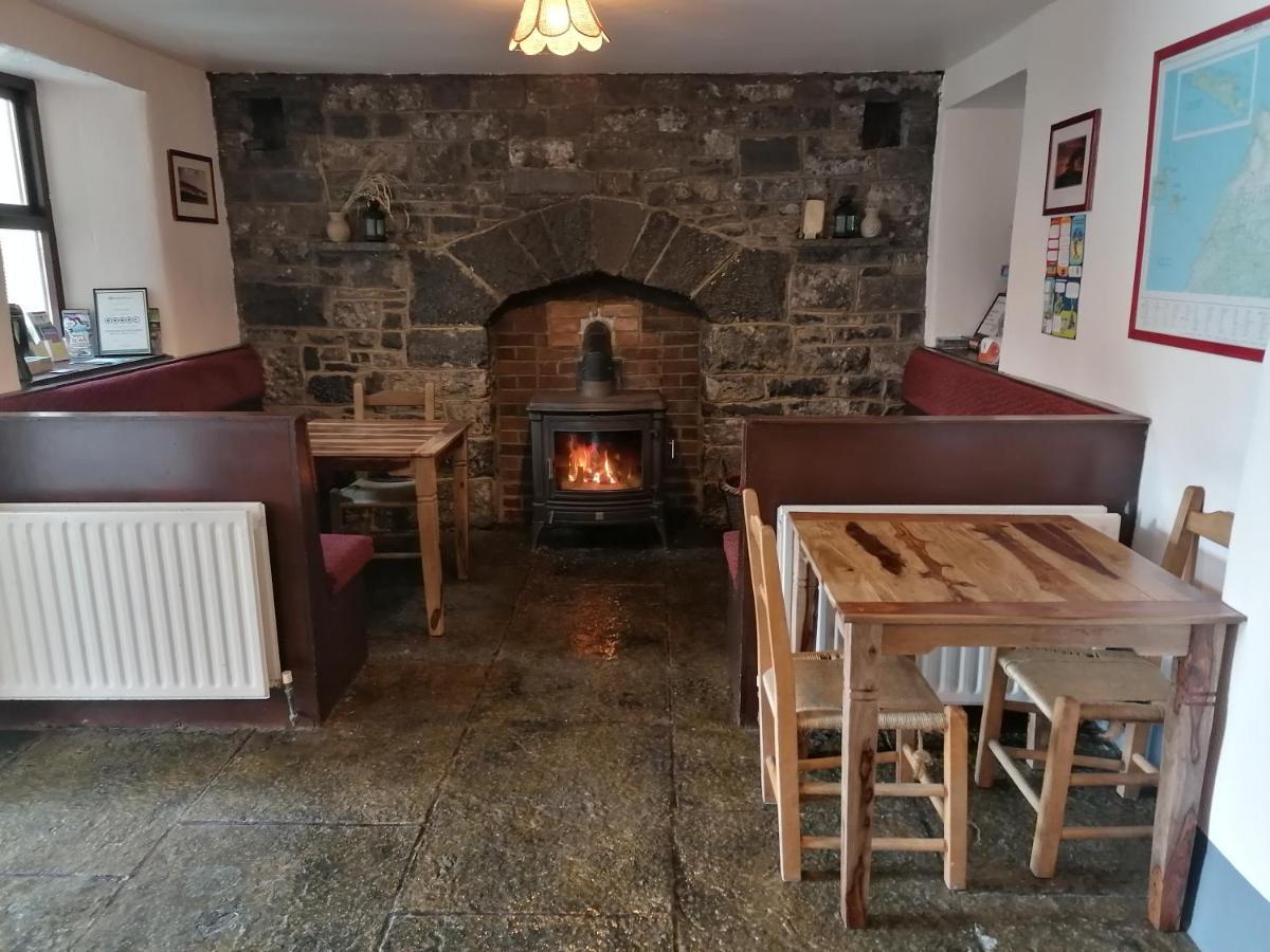 Aille River Tourist Hostel Glamping Doolin Eksteriør billede